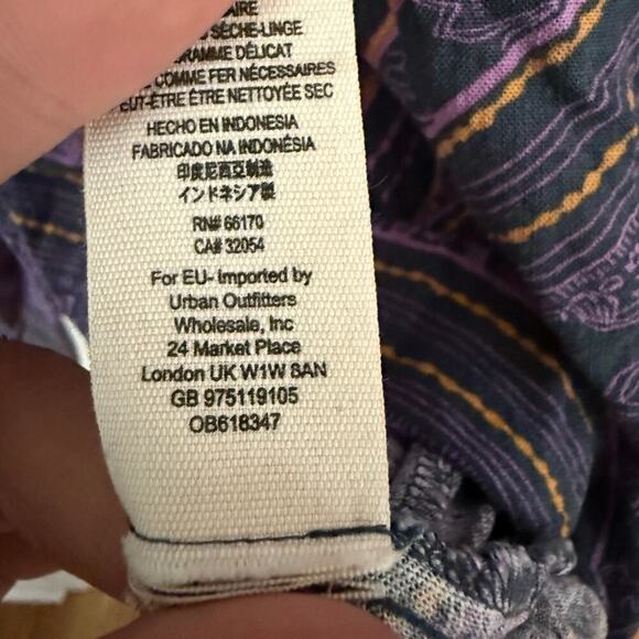 Free People Walking On a Dream Tunic Long Sleeve Paisley Top Purple Size Medium - Picture 7 of 7